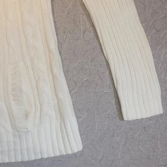 Liz Claiborne White  Long Sleeve Cable Knit Pullover Sweater Size Large - Picture 9 of 12